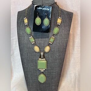SPG Fashion Necklace Set.